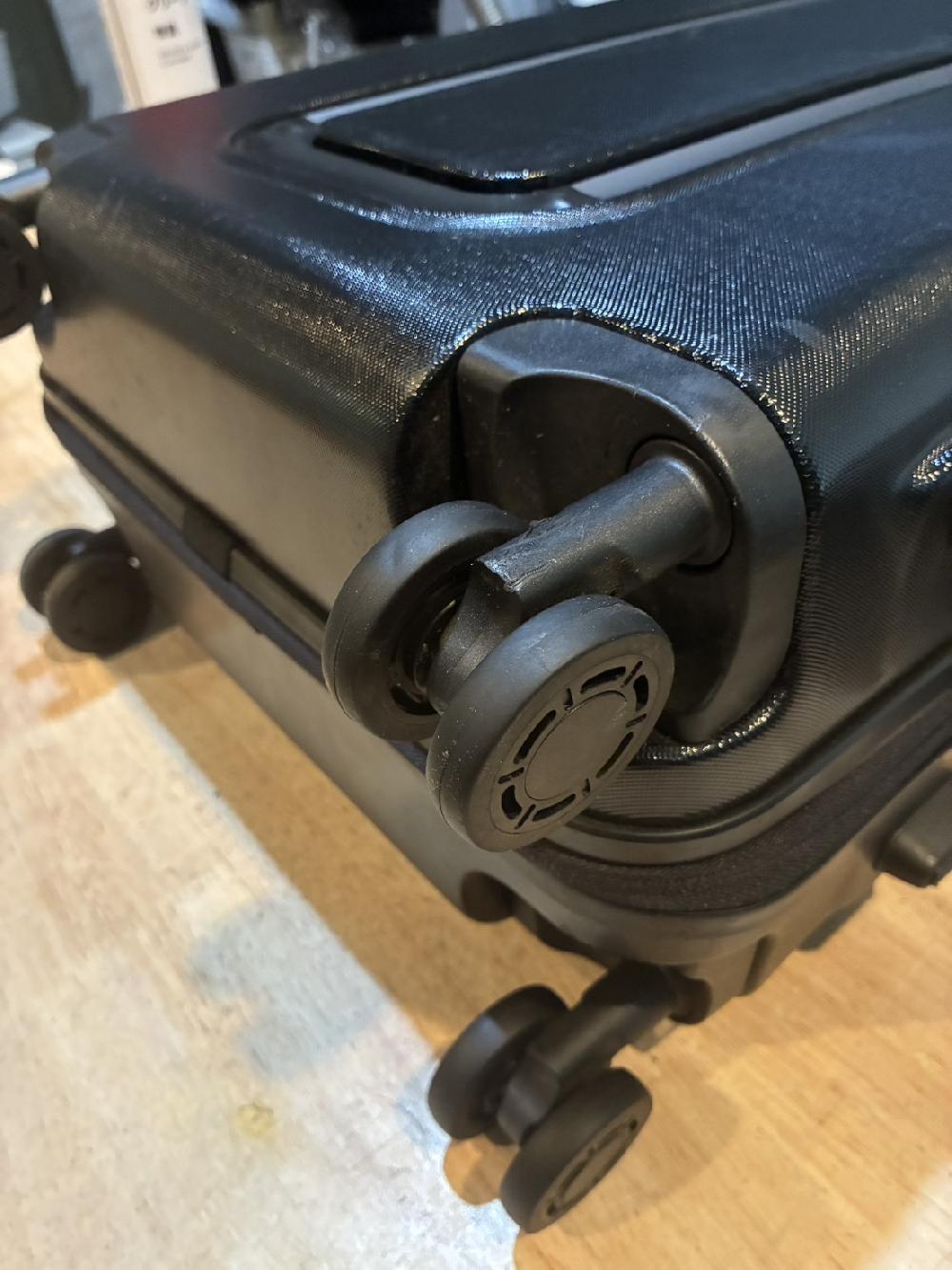 中古スーツケース