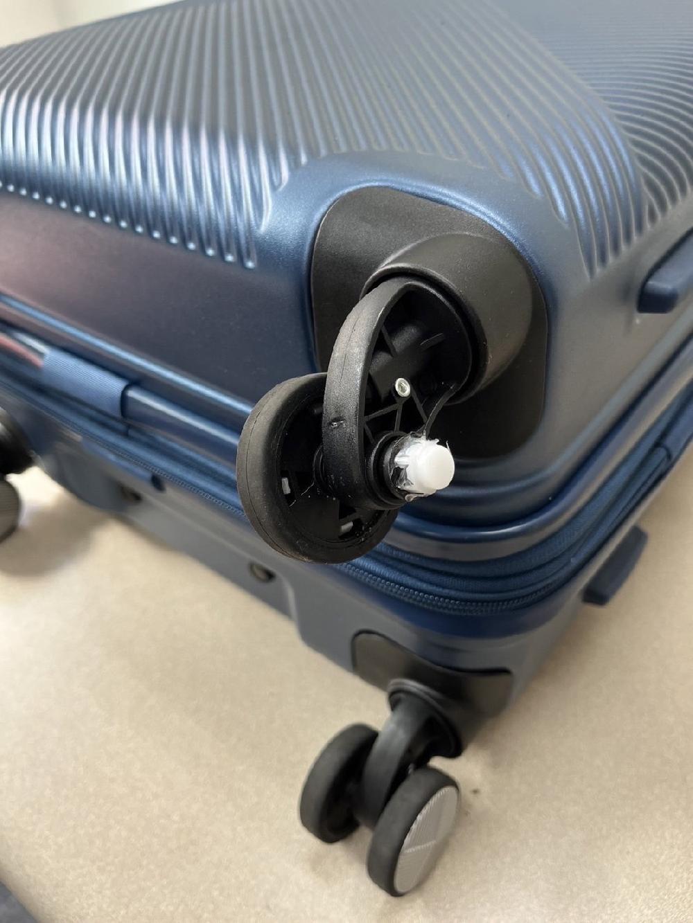 スーツケースダブルキャスター交換