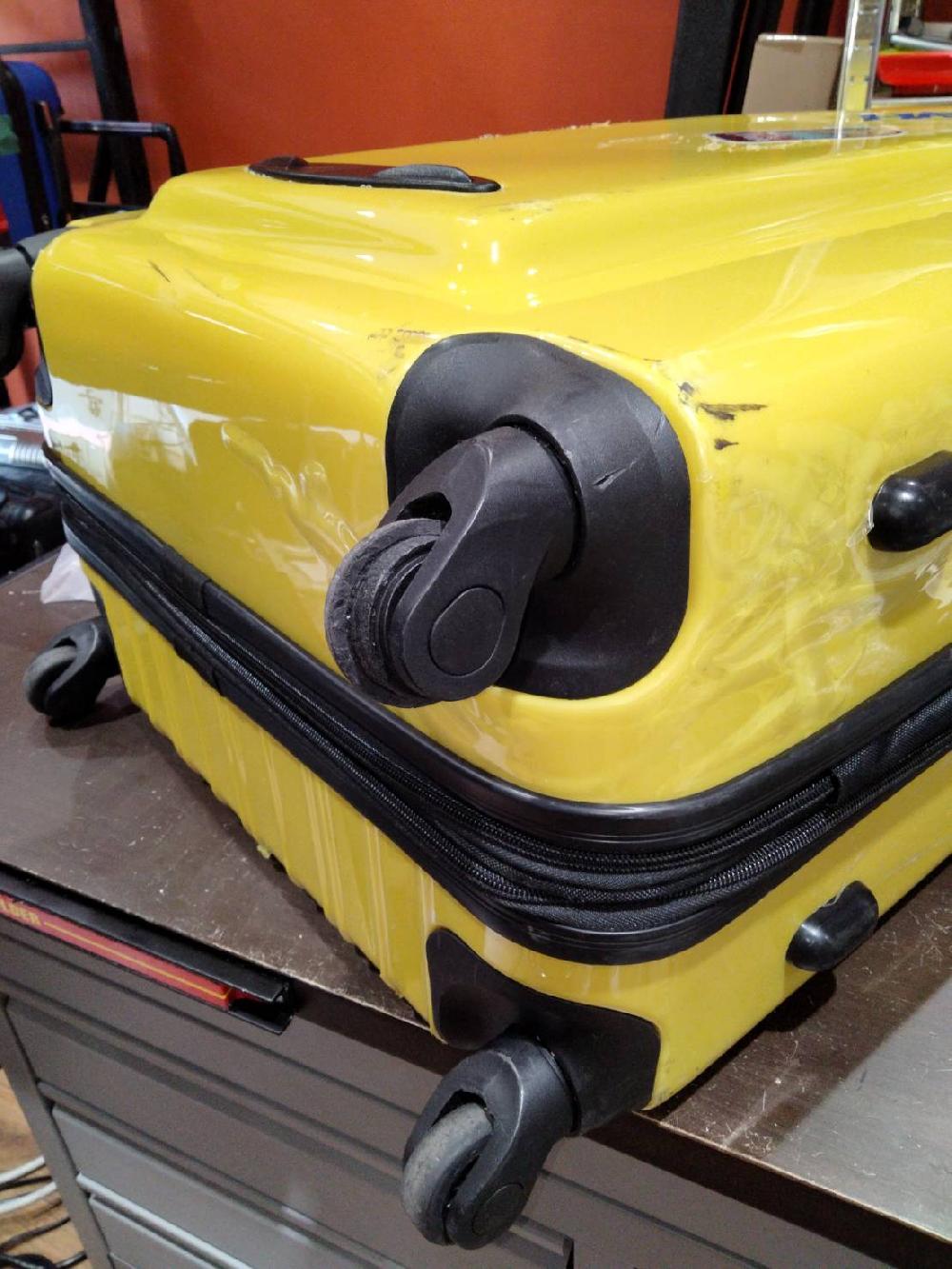 スーツケースシングルキャスター交換