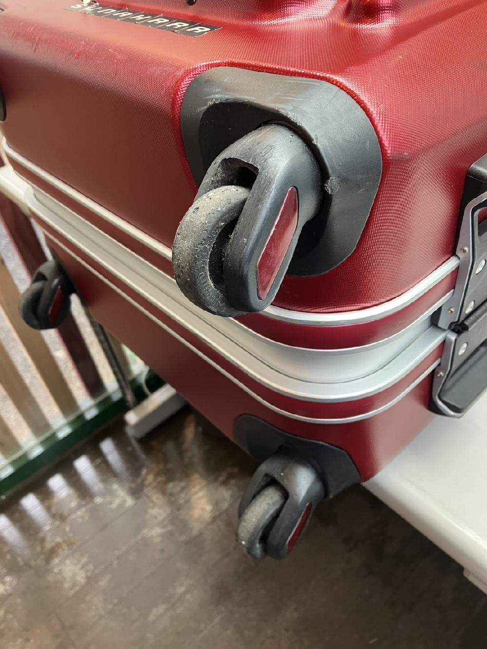 イノベーターキャスター交換