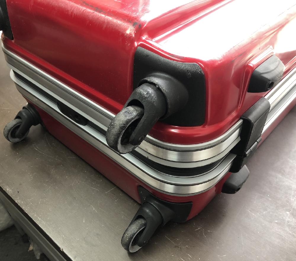 スーツケースシングルキャスター交換