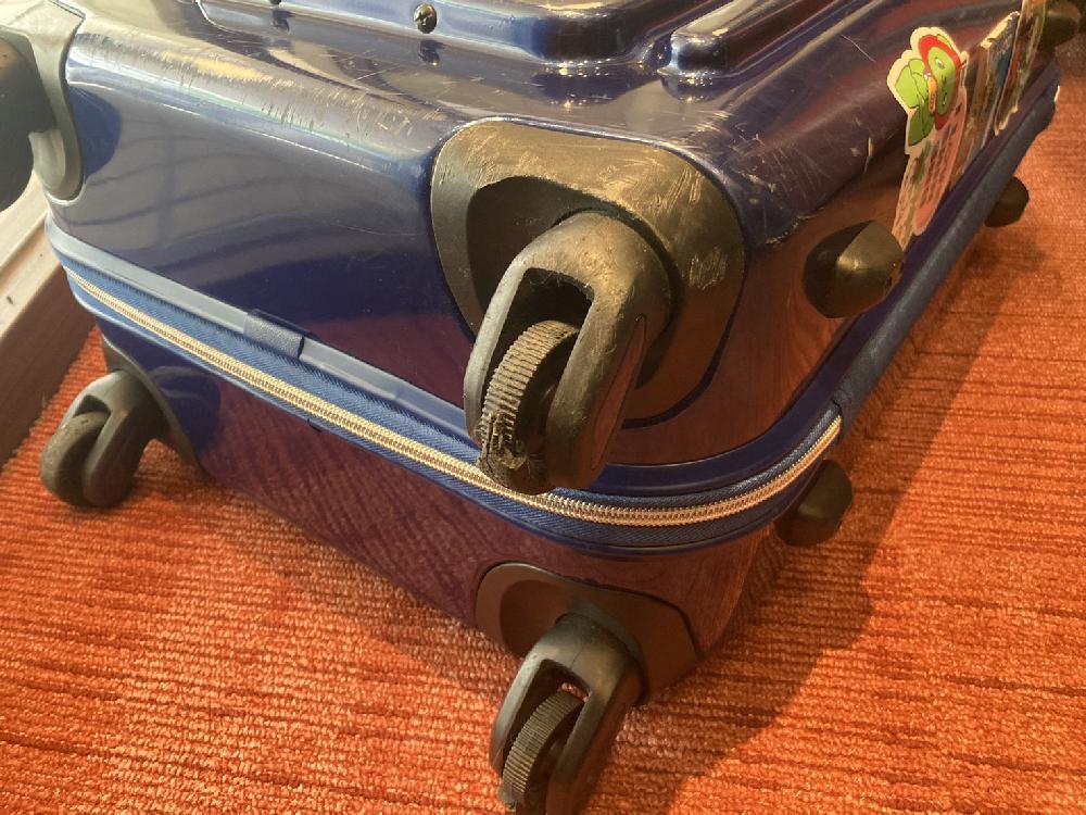 スーツケースシングルキャスター交換