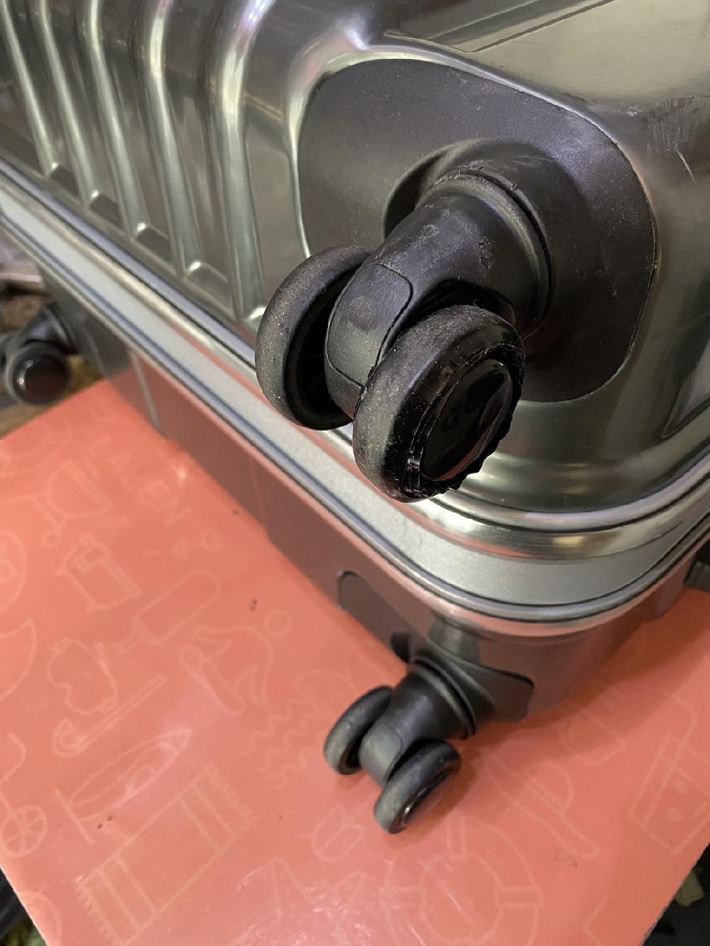 サムソナイトダブルキャスター交換