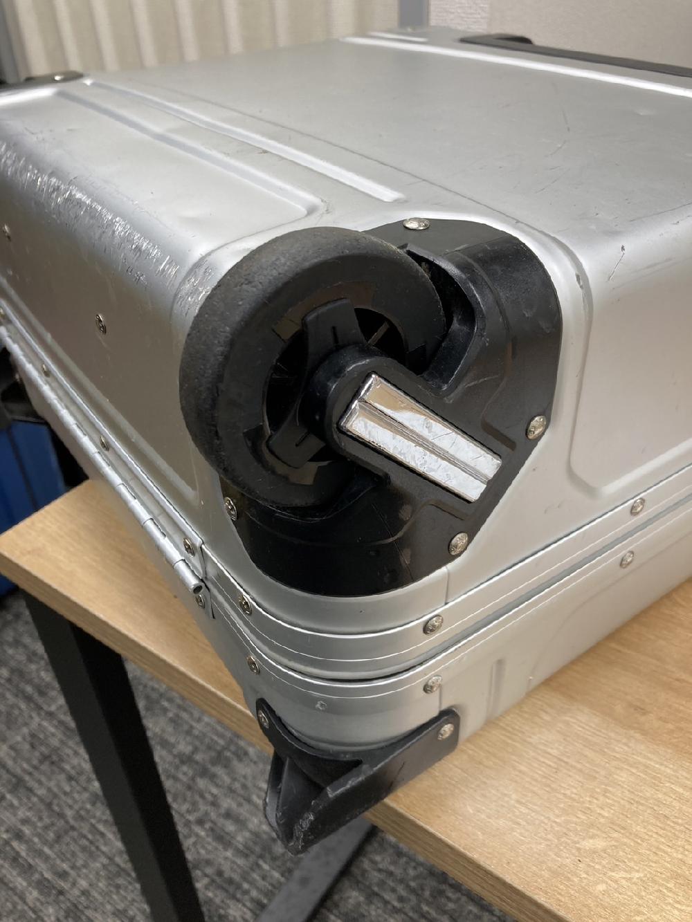 ゼロハリバートン２輪キャスター交換