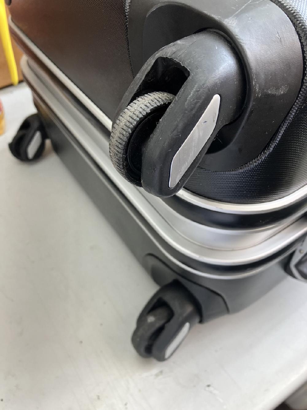 イノベーターキャスター交換