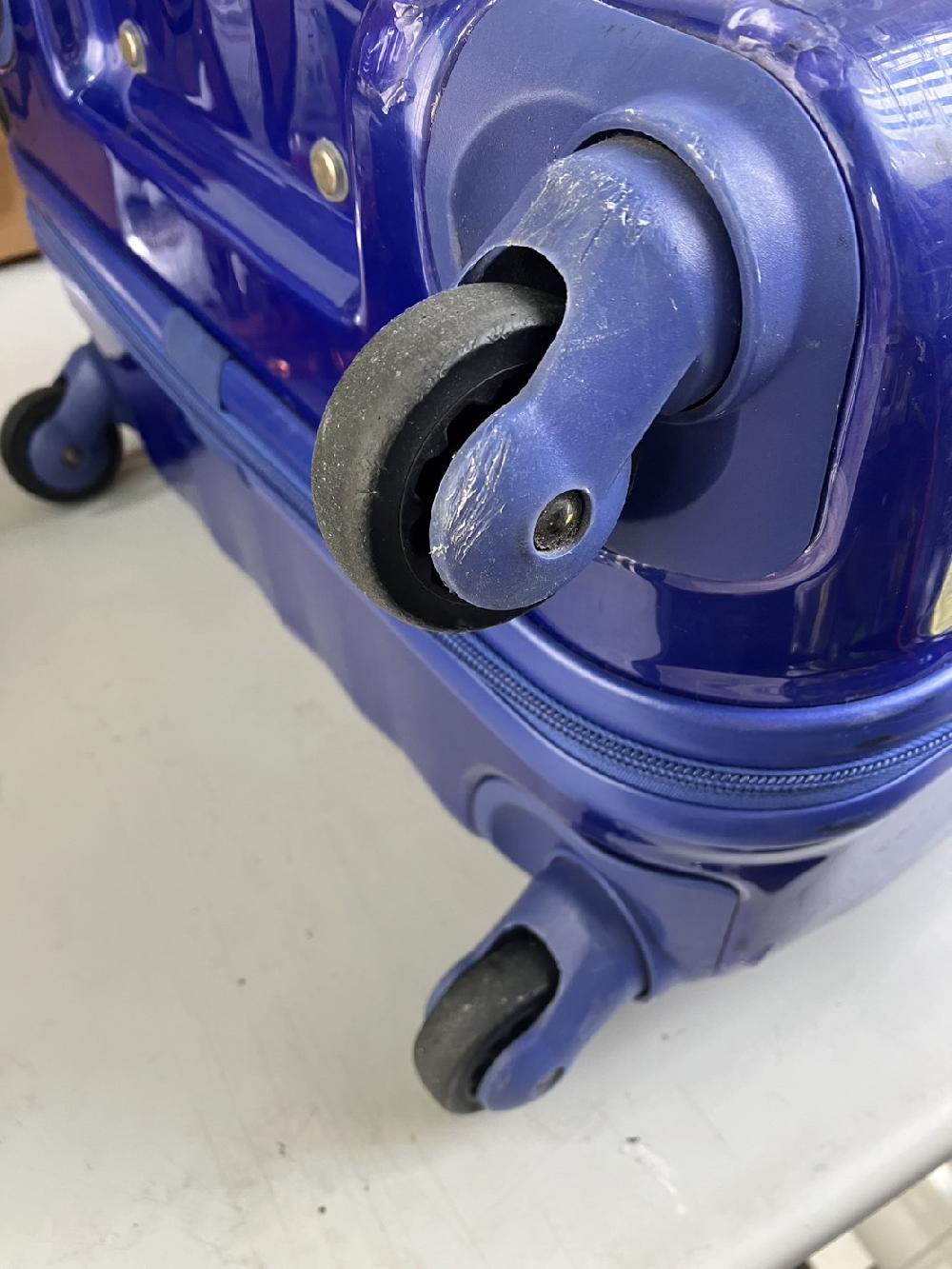 アメリカンツーリスターキャスター交換