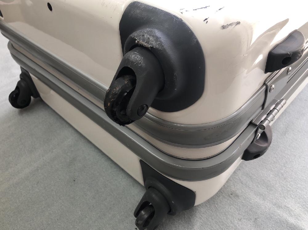 スーツケースシングルキャスター交換