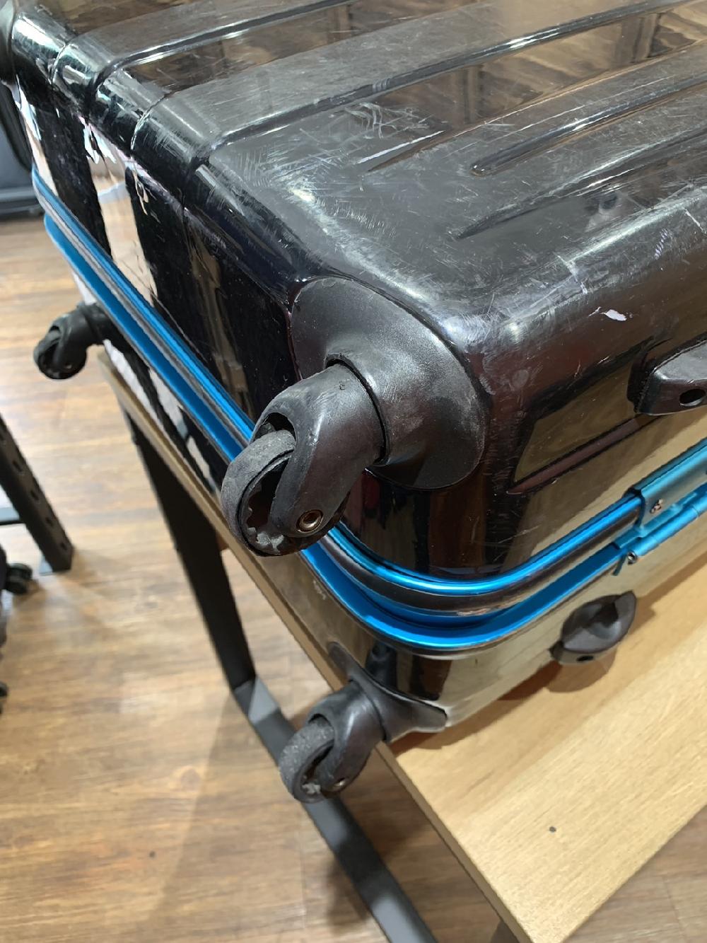 SUNCOキャスター4本交換