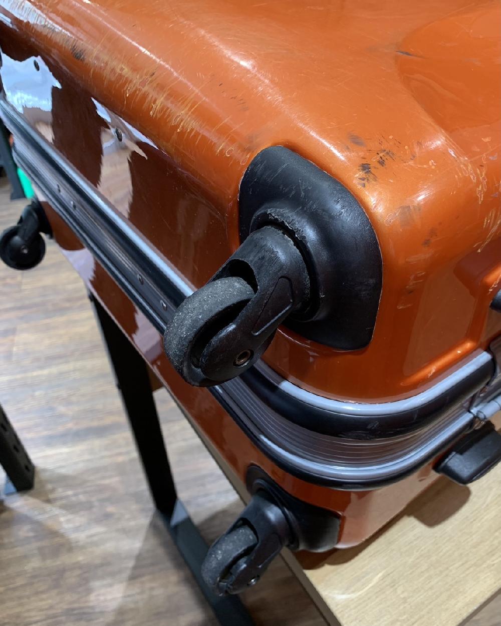 スーツケースシングルキャスター交換