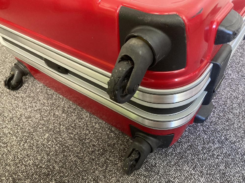 アメリカンツーリスターキャスター交換