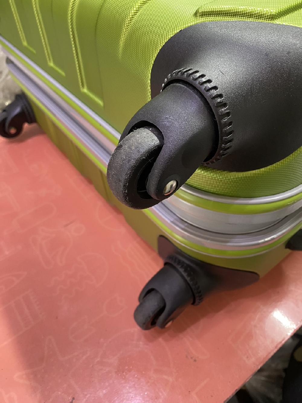 エミネントキャスター交換