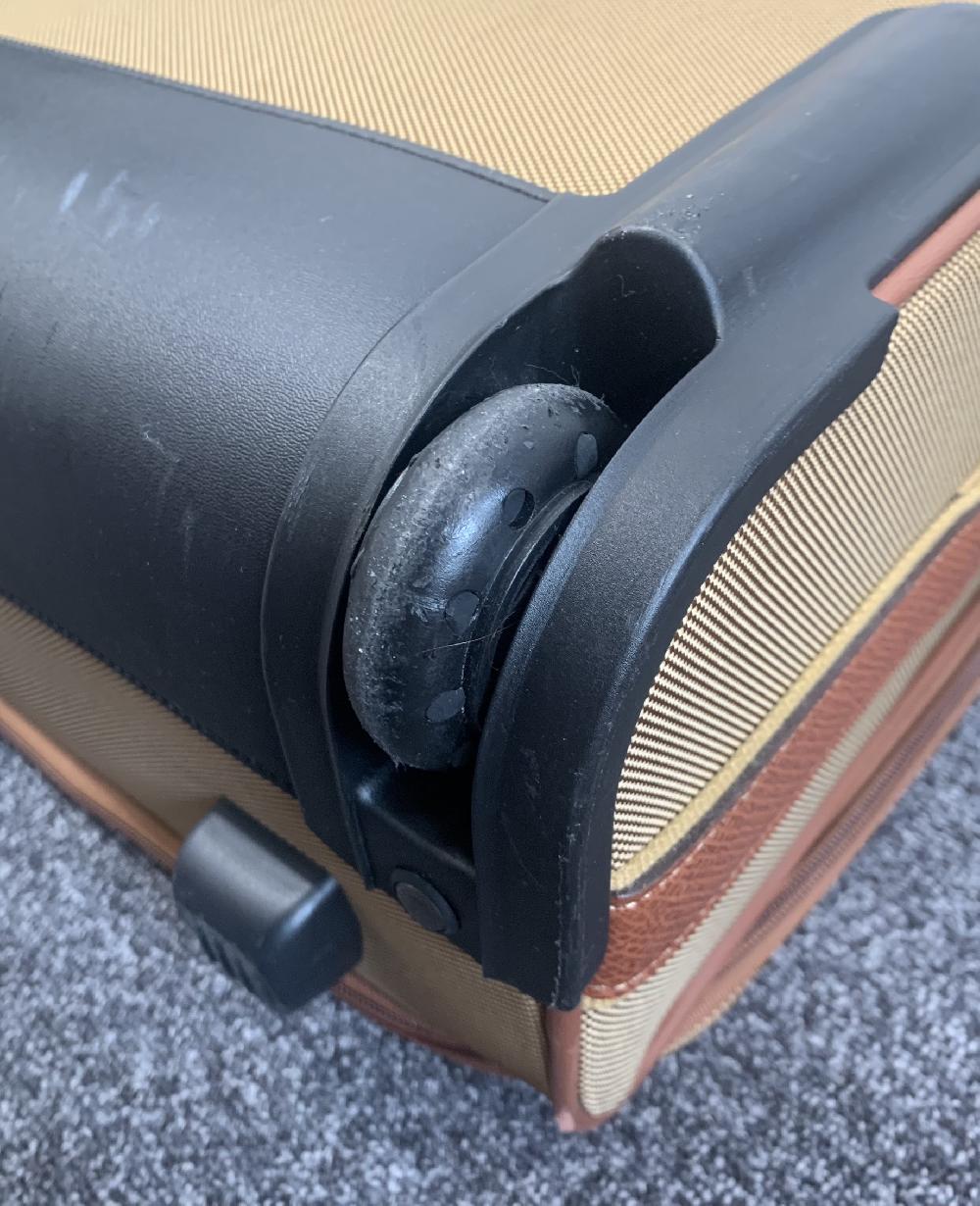 LONGCHAMP二輪キャスター交換