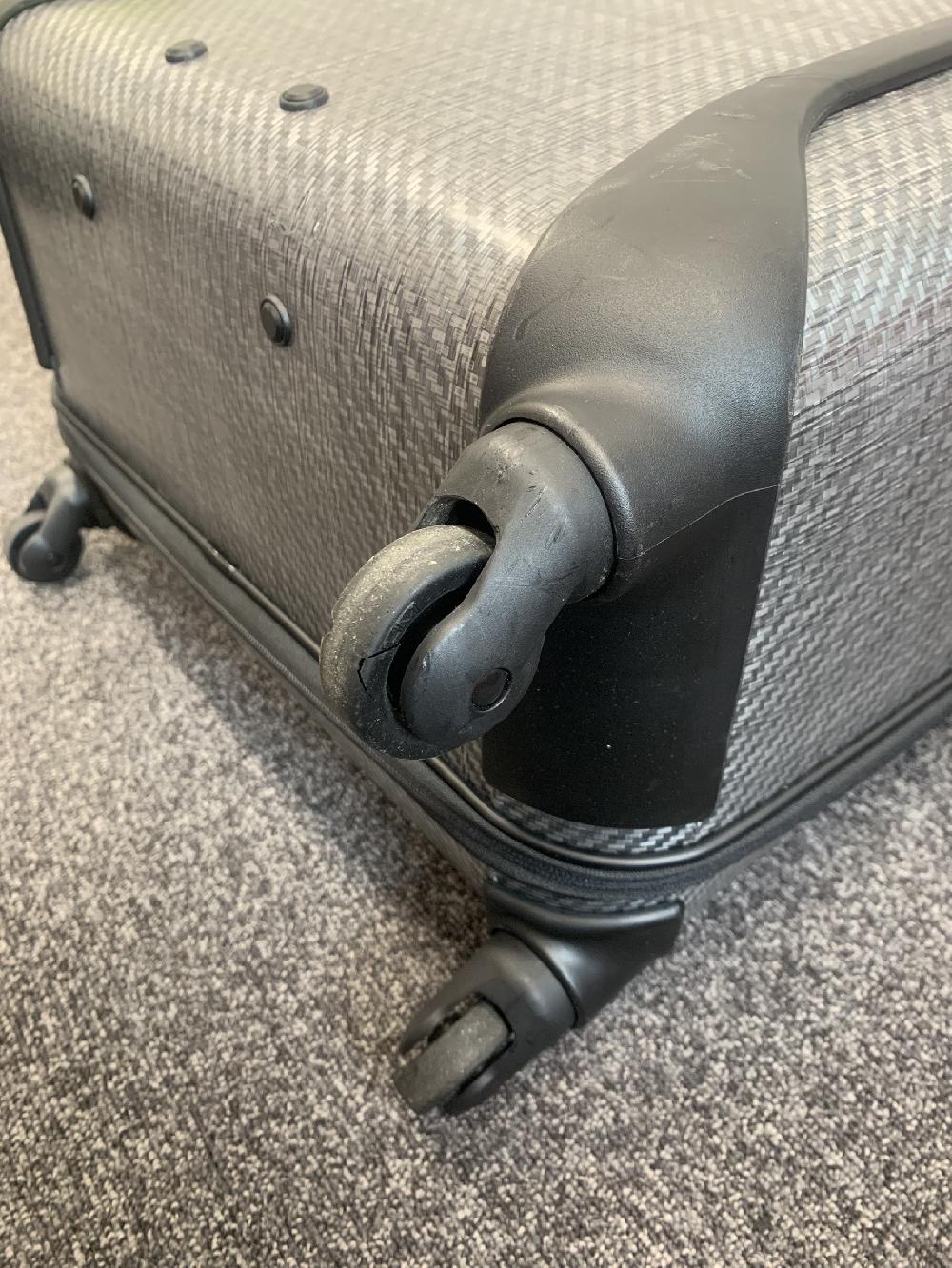 TUMIシングルキャスター交換