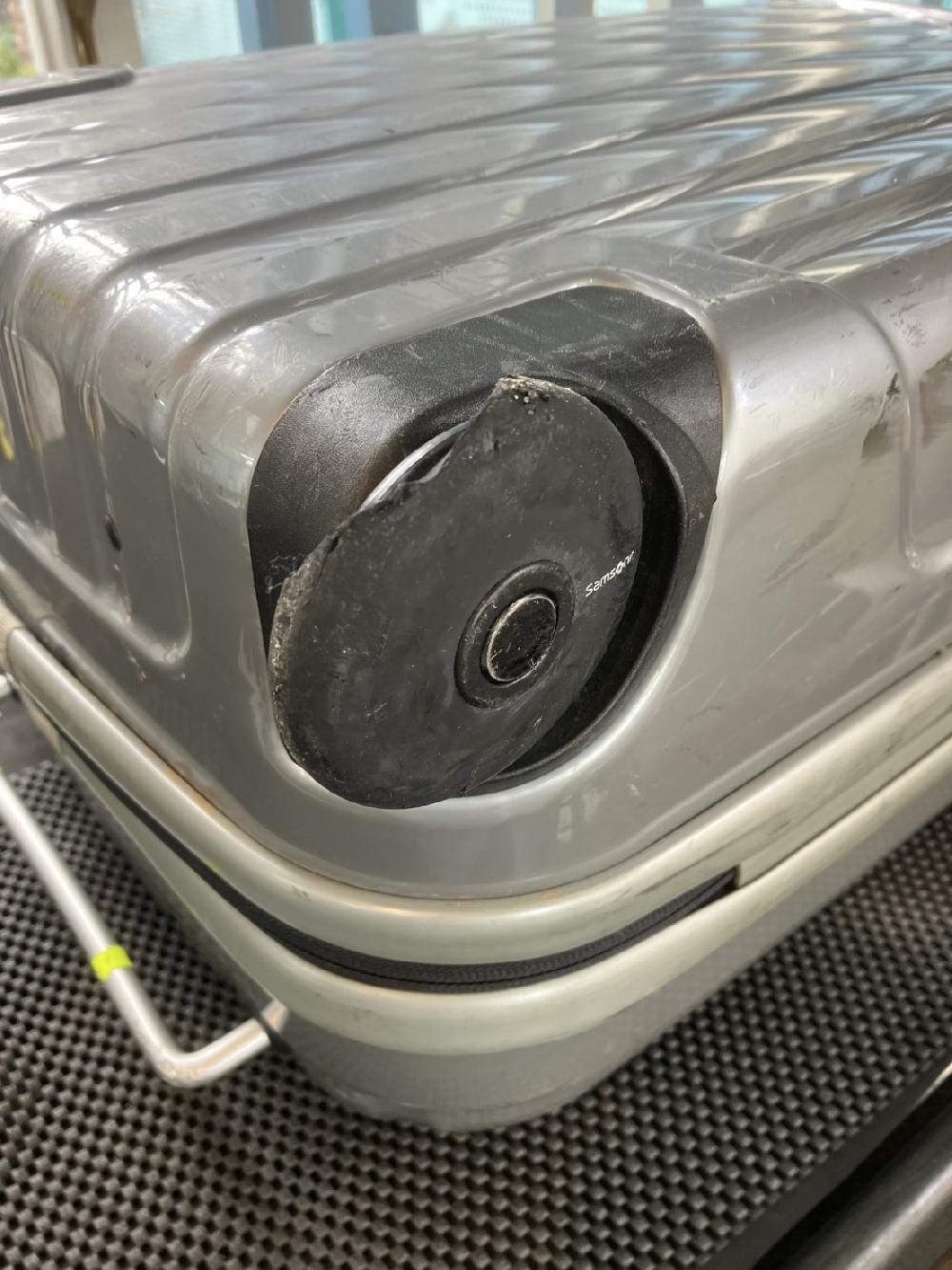 サムソナイト二輪キャスター交換