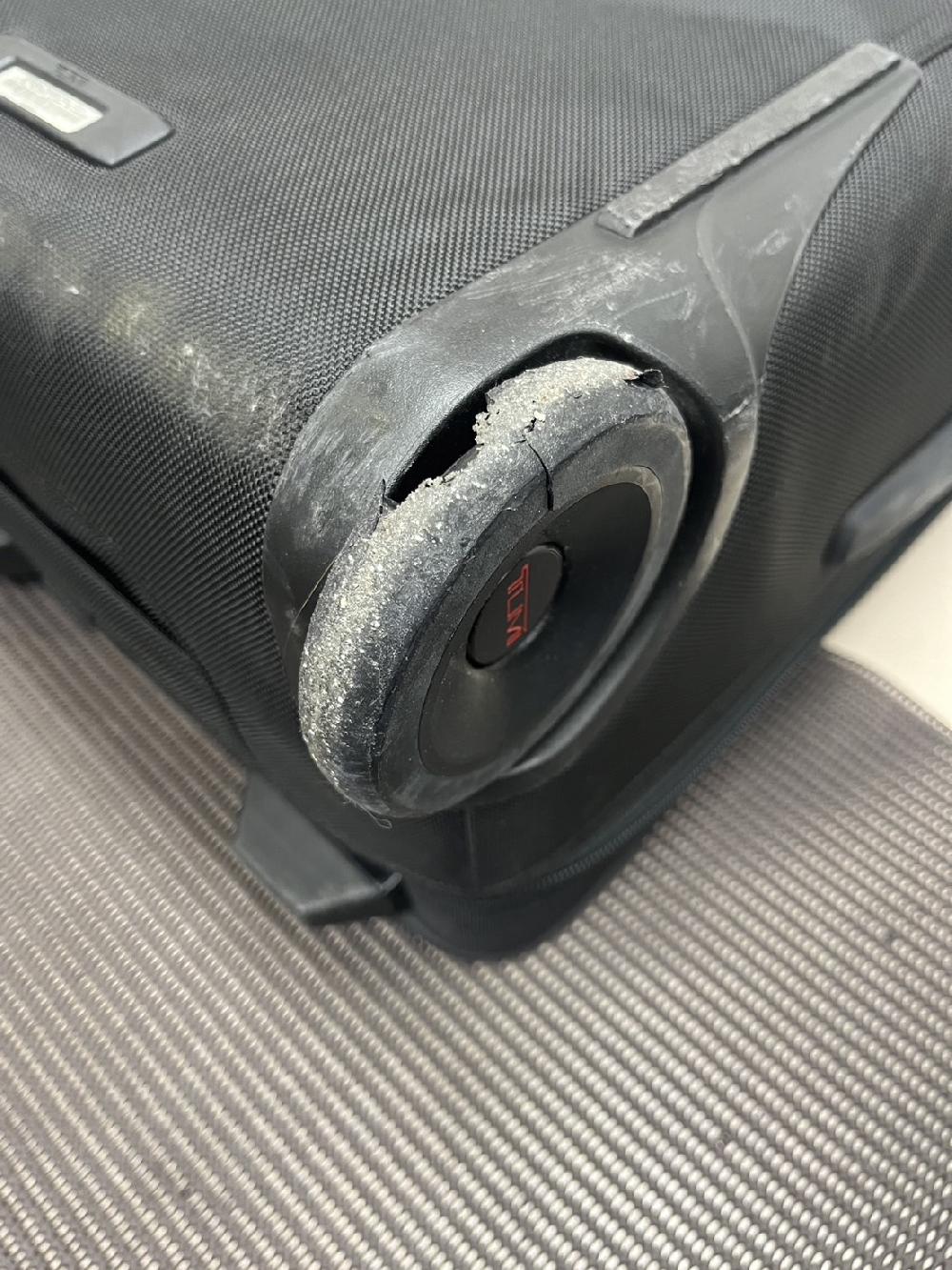 TUMI キャスター2輪交換