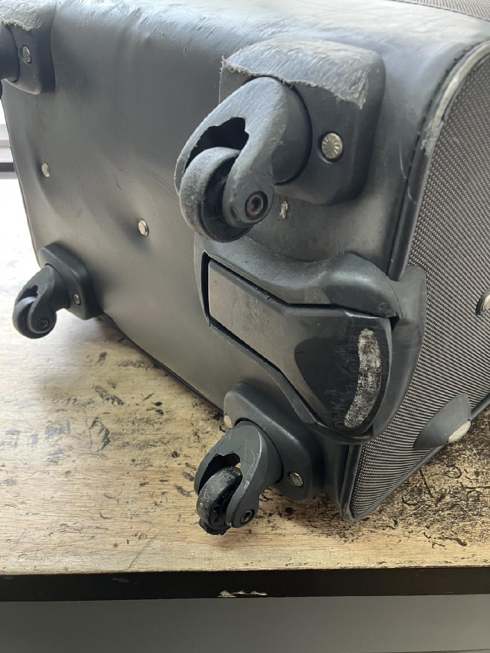 プロテカシングルキャスター交換