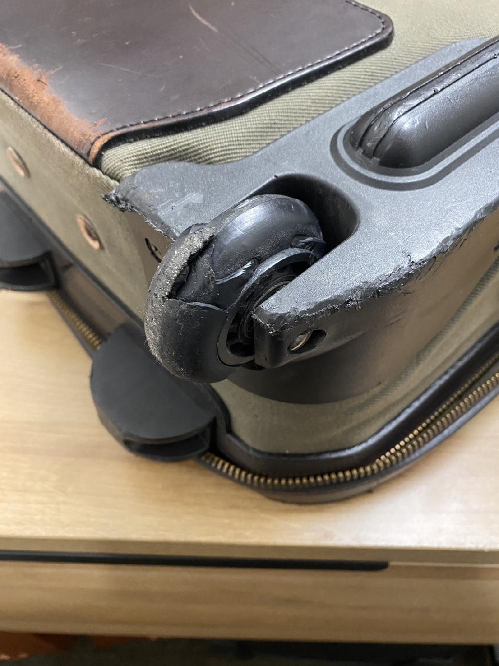 ウィルソン二輪キャスター交換