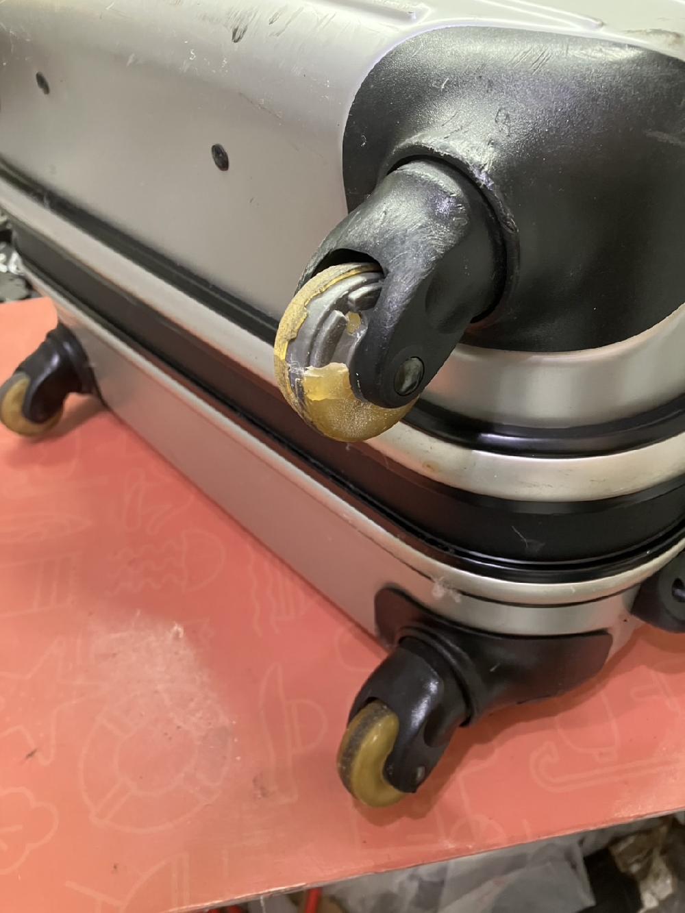 Dunlopシングルキャスター交換