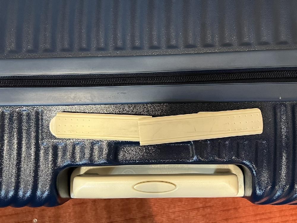 HaNTスーツケースハンドル交換