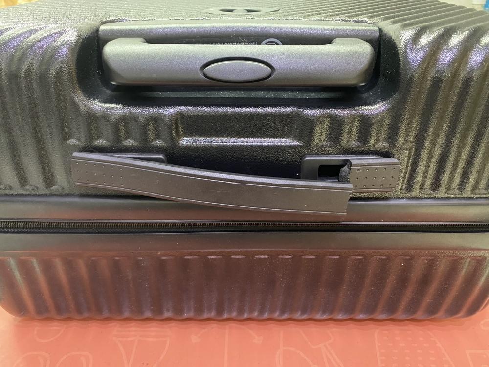 HaNTスーツケースハンドル交換 