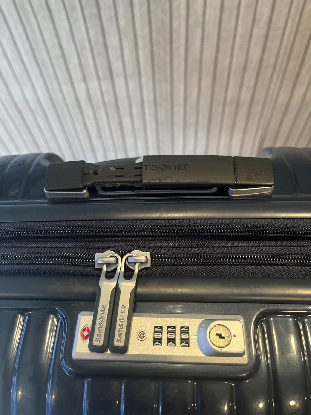 サムソナイトハンドル交換