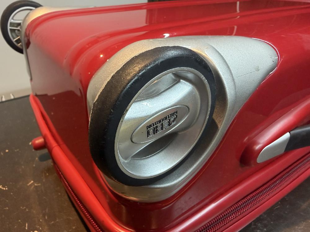 ゼロハリバートン2輪キャスター交換