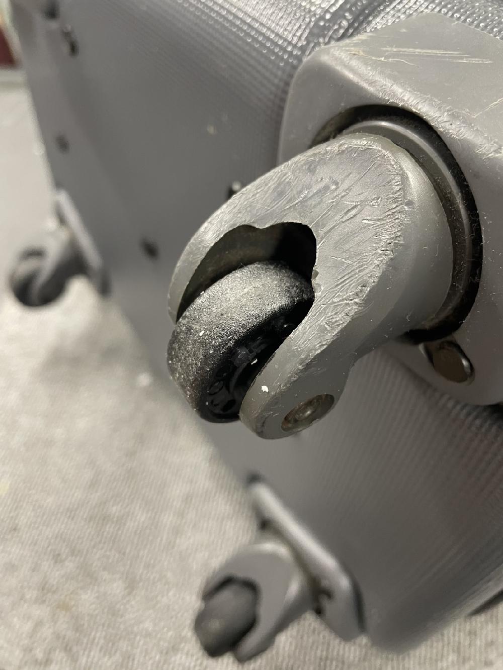 プロテカシングルキャスター交換