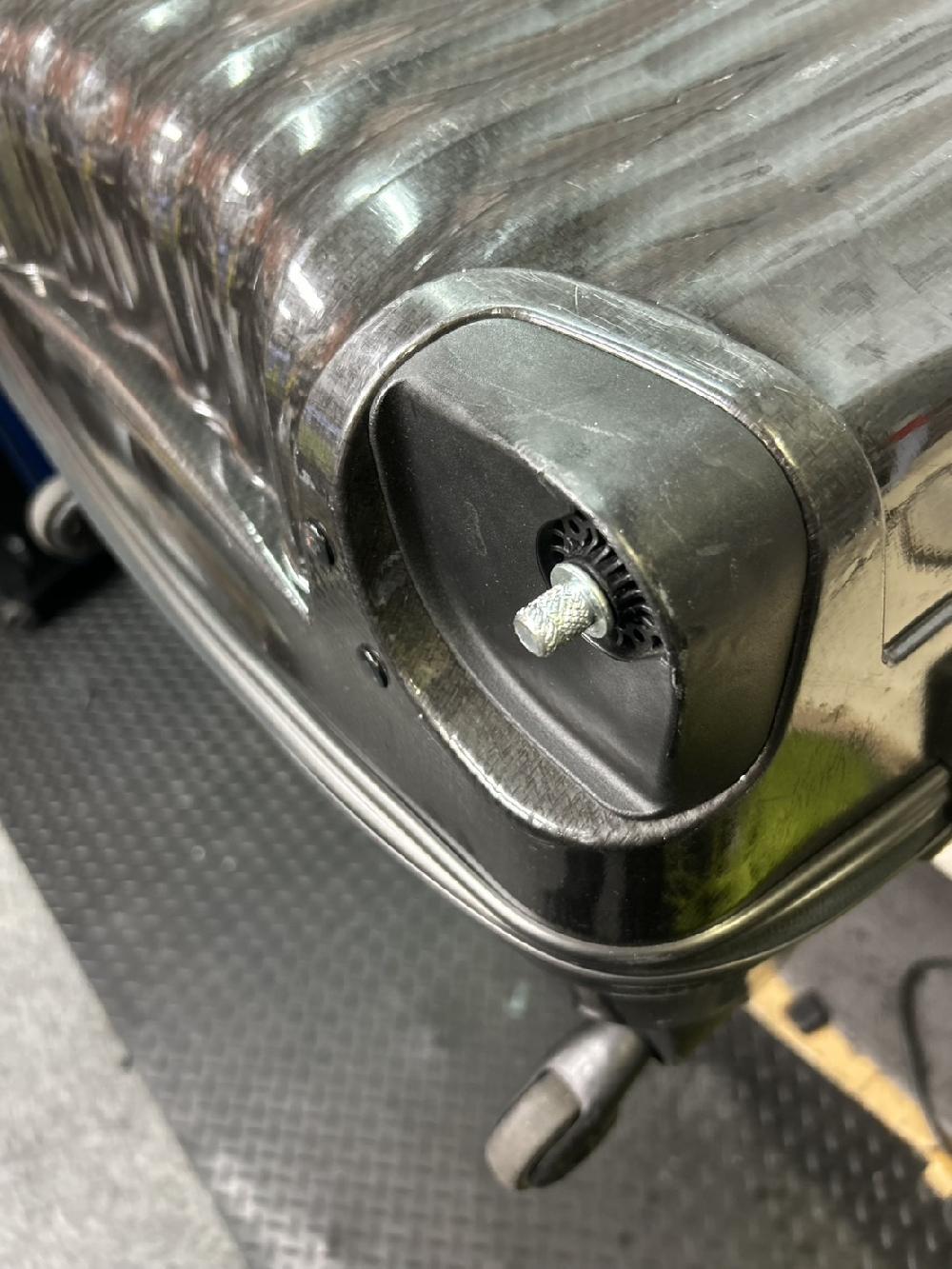 サムソナイト純正キャスター交換