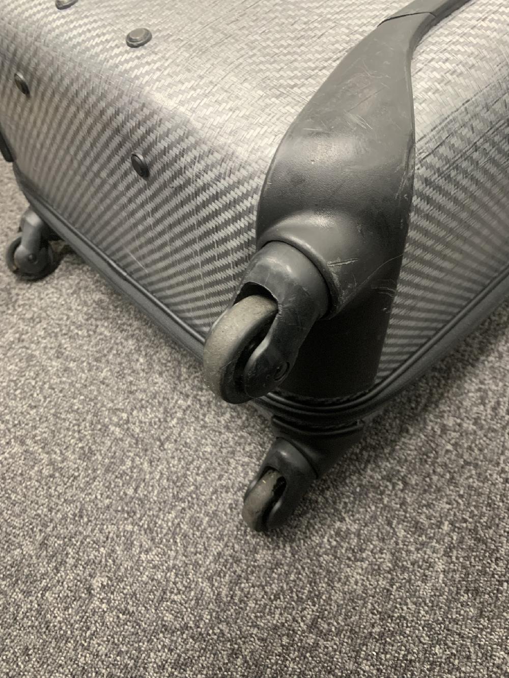 TUMIシングルキャスター交換