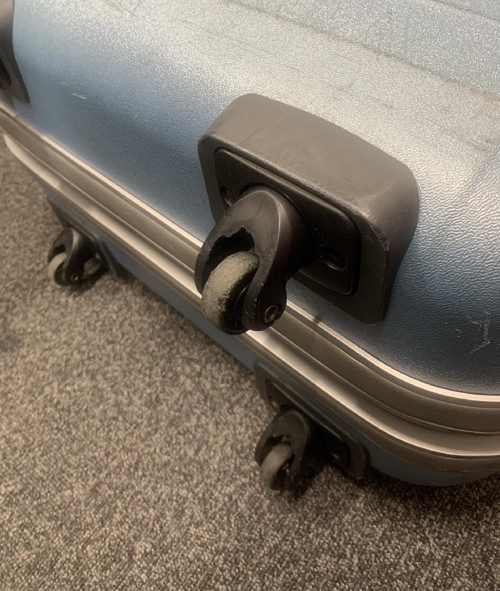 サムソナイトシングルキャスター交換