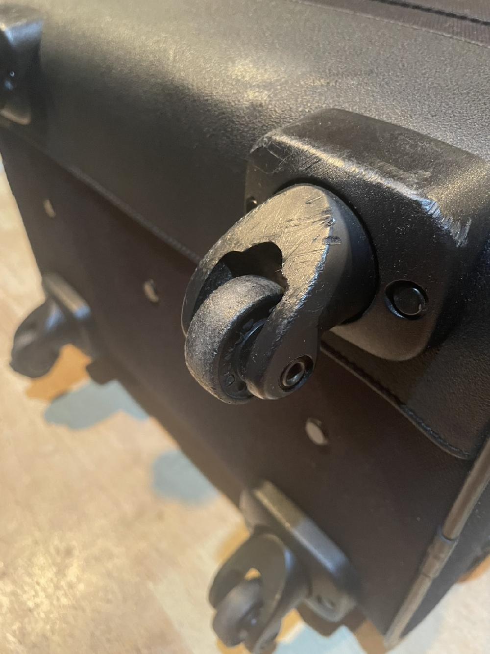 プロテカシングルキャスター交換