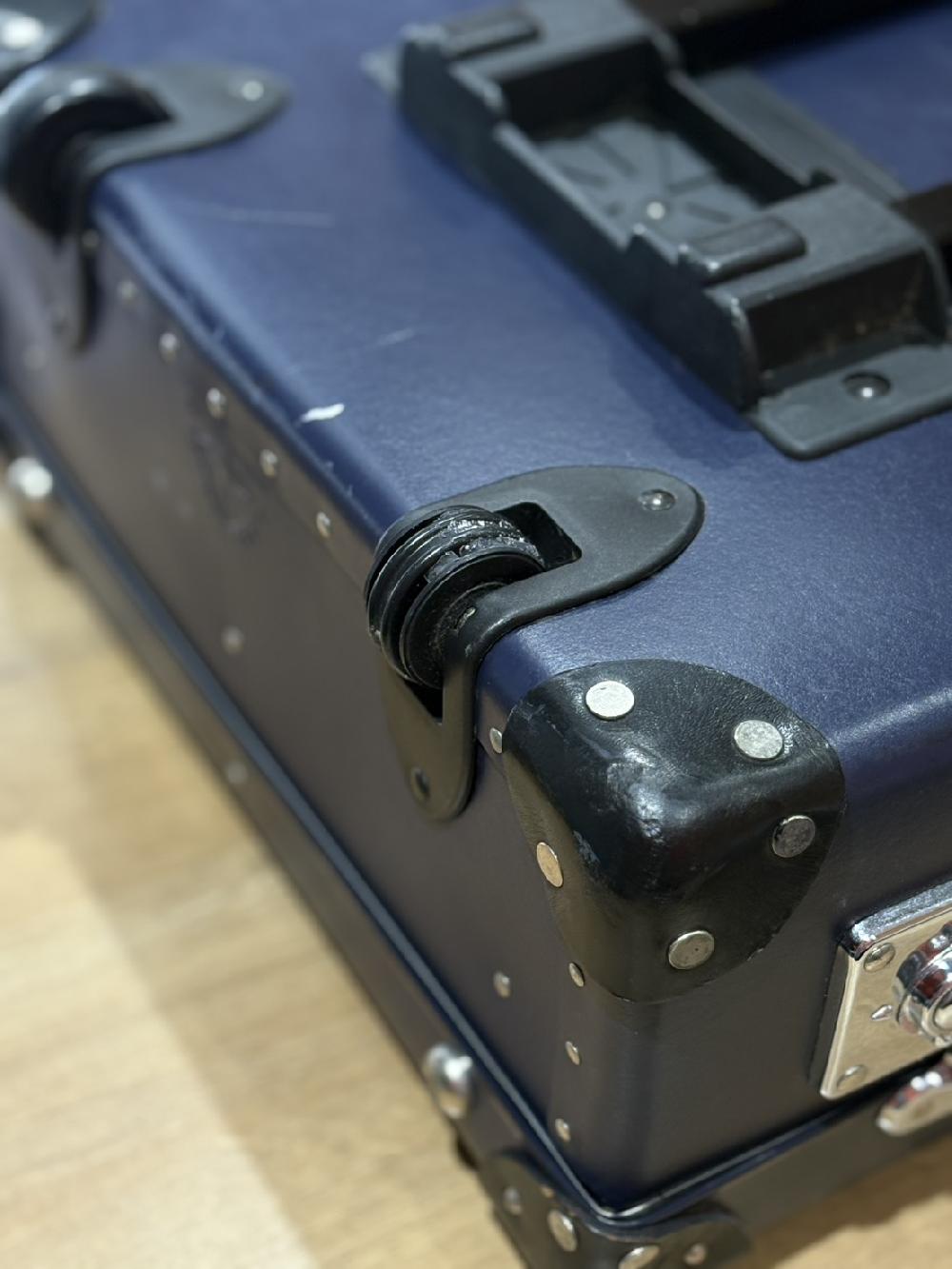 グローブトロッターキャスター交換