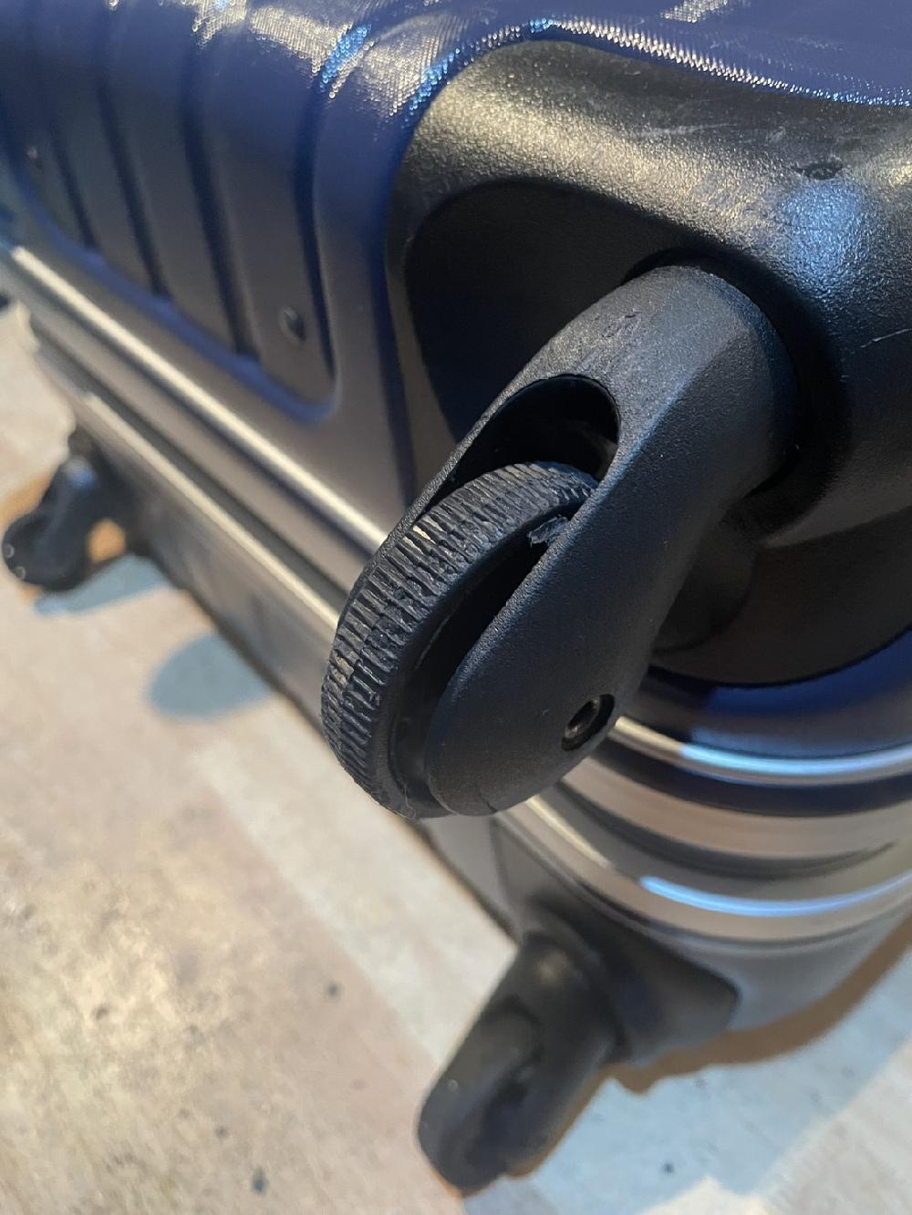 サムソナイトシングルキャスター交換