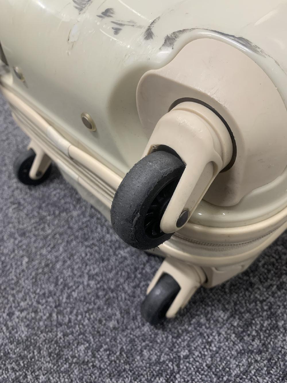 スーツケースシングルキャスター交換