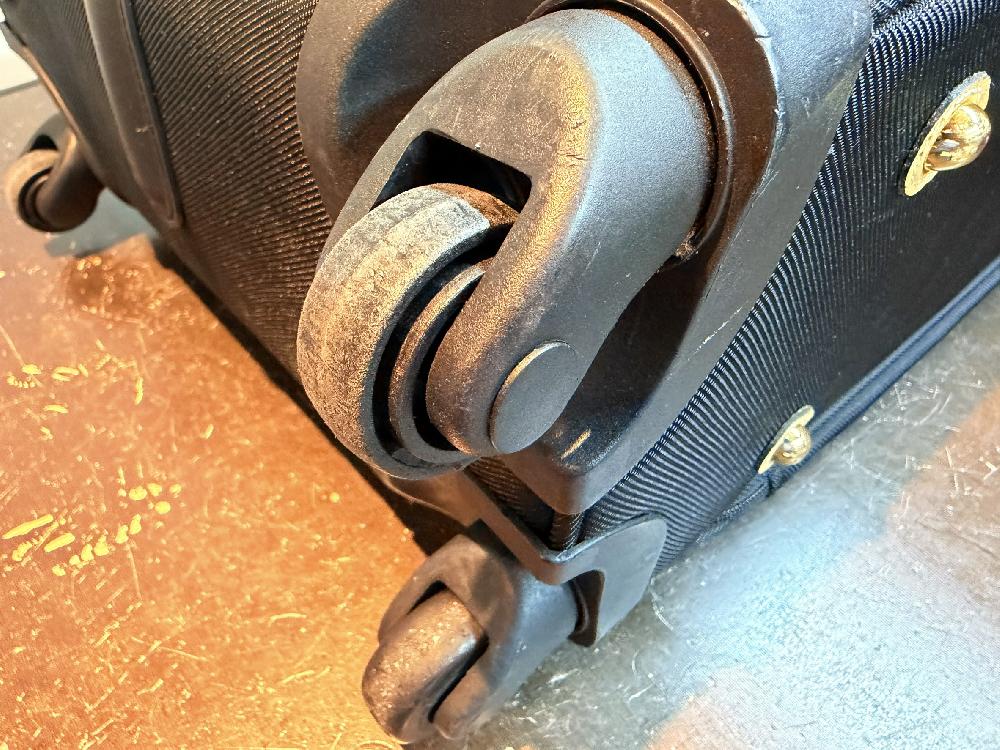 サムソナイトシングルキャスター交換