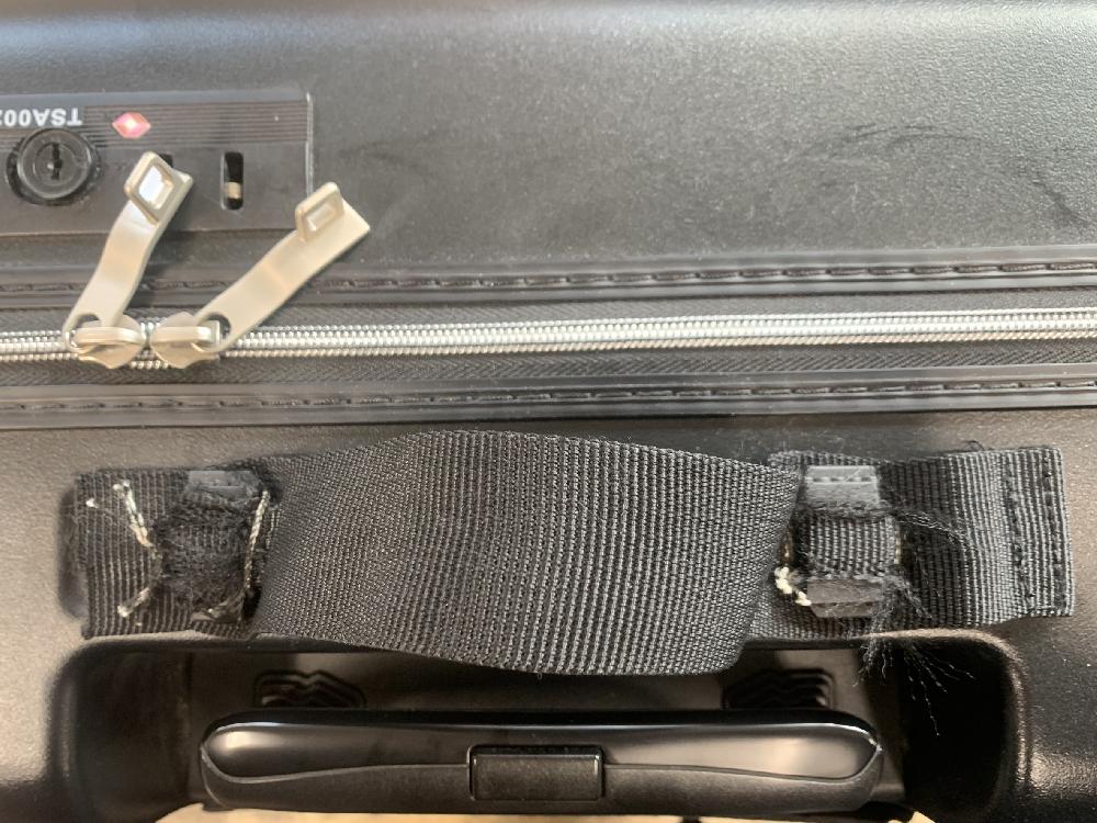 CARGOスーツケースハンドル交換