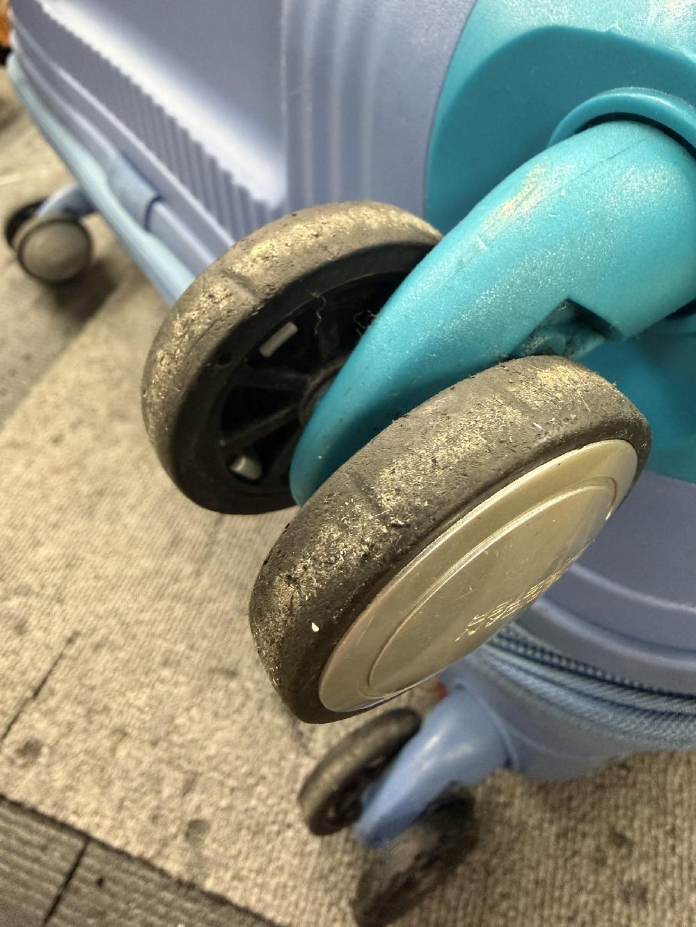 アメリカンツーリスターダブルキャスター交換