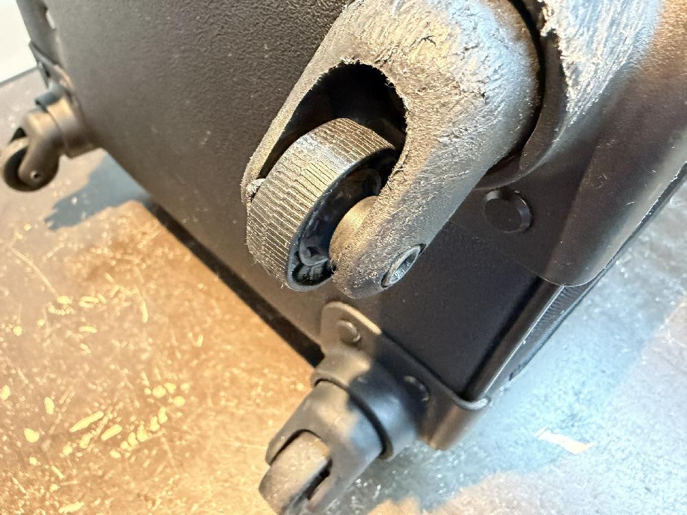 BERMASシングルキャスター交換