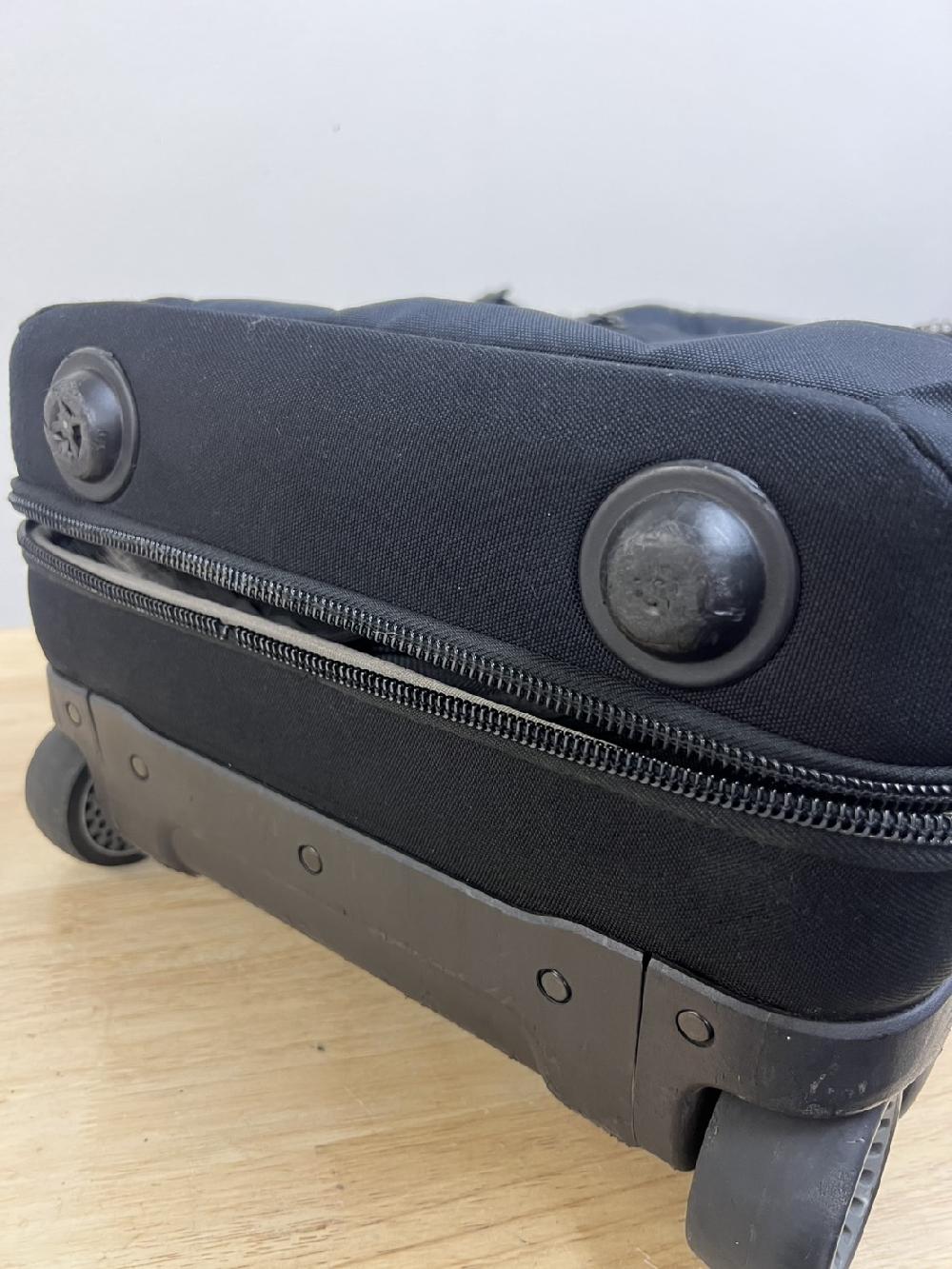 NIKEファスナー修理