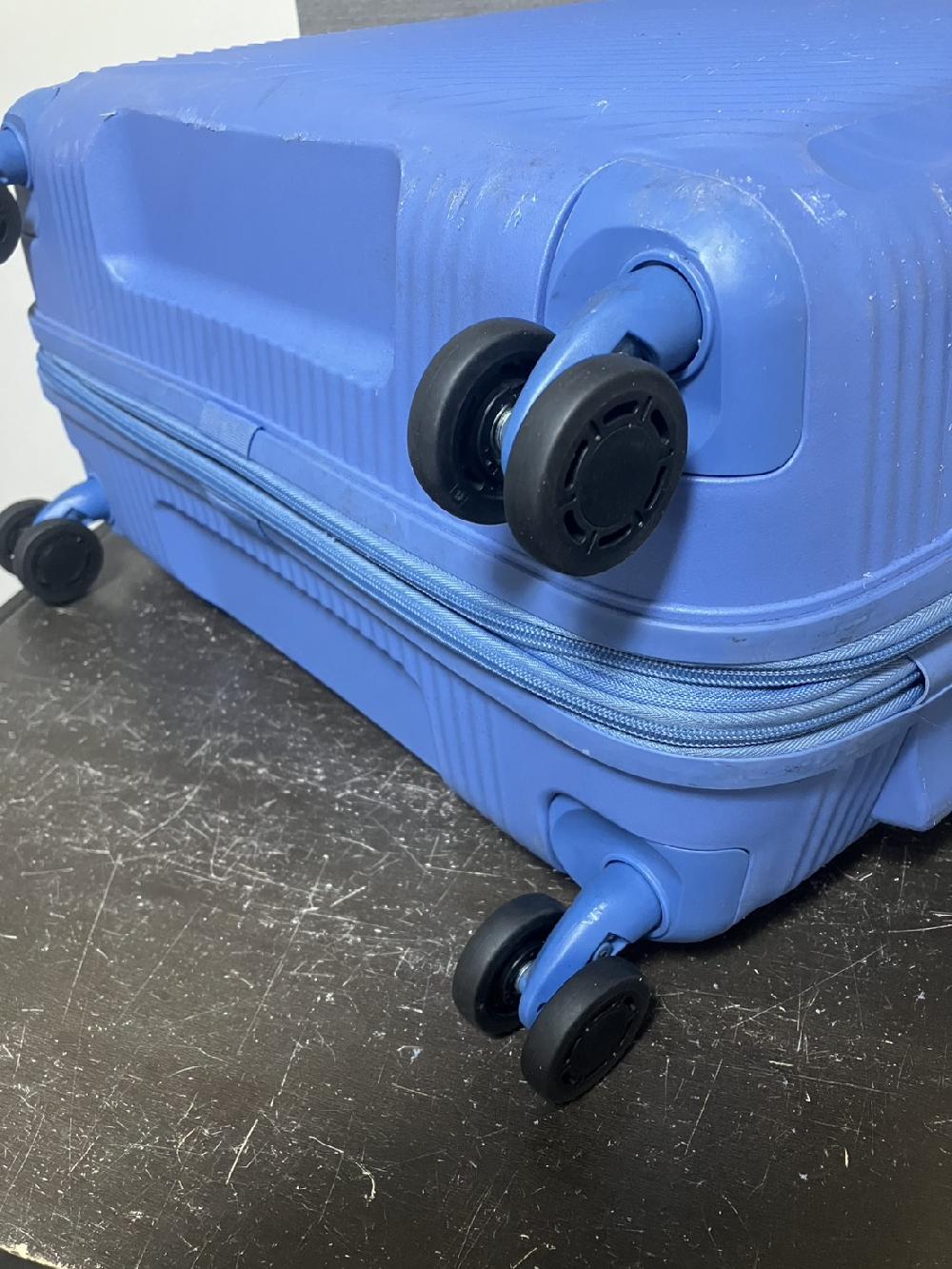 アメリカンツーリスターダブルキャスター交換