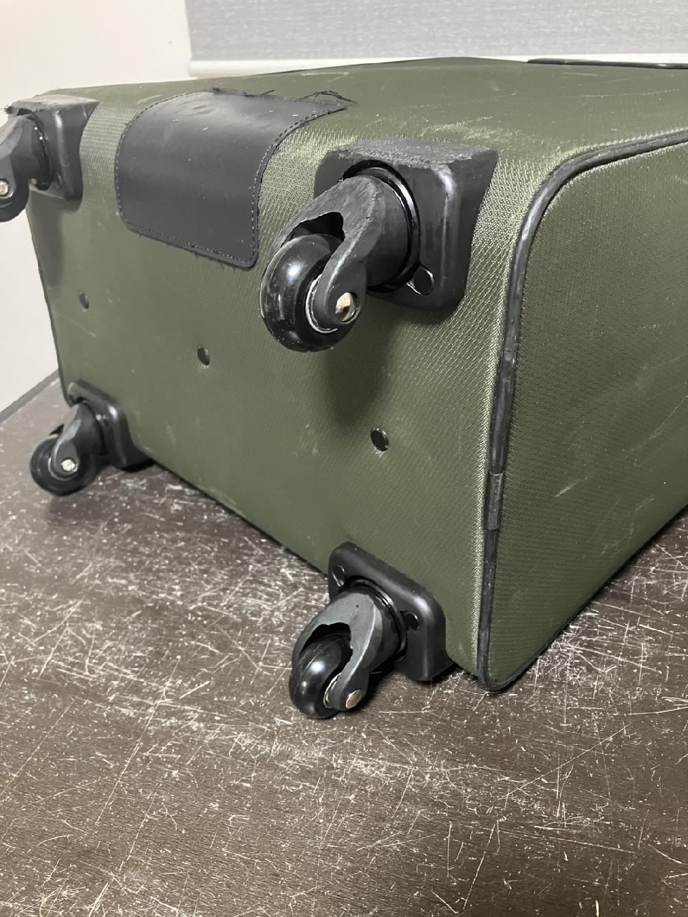 ワールドトラベラーシングルキャスター交換