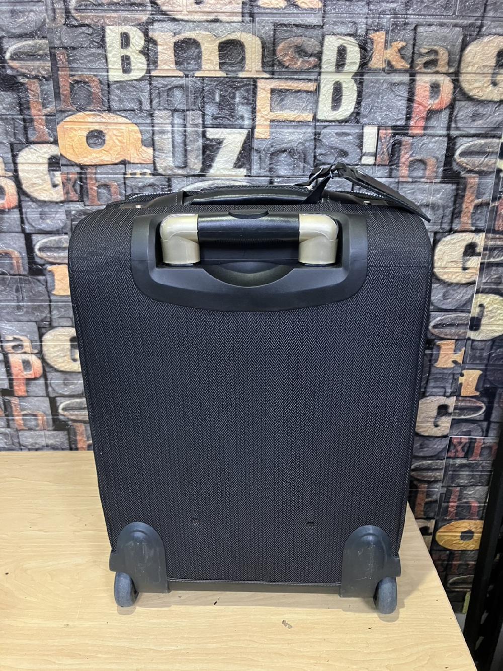 ポールスミススーツケース収縮ハンドル交換