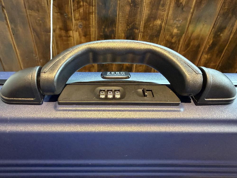 ゼロハリバートンハンドル交換