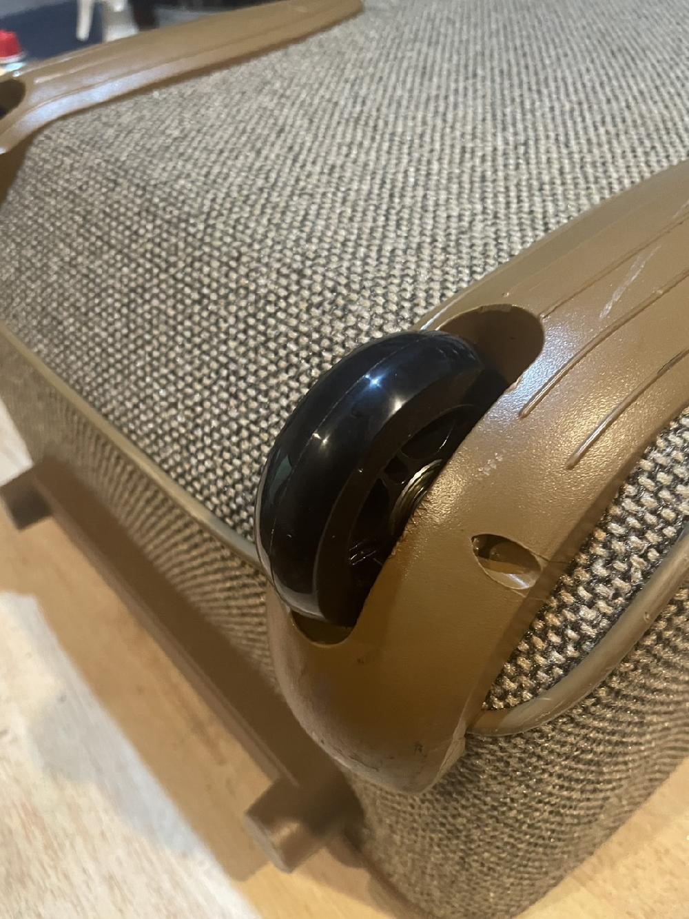 ハートマン 2輪キャスター交換