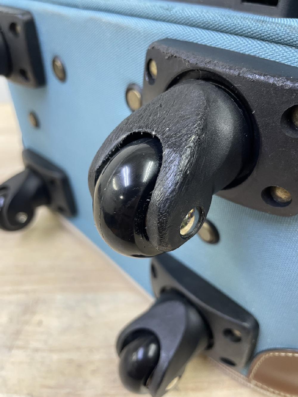 スーツケースシングルキャスター交換