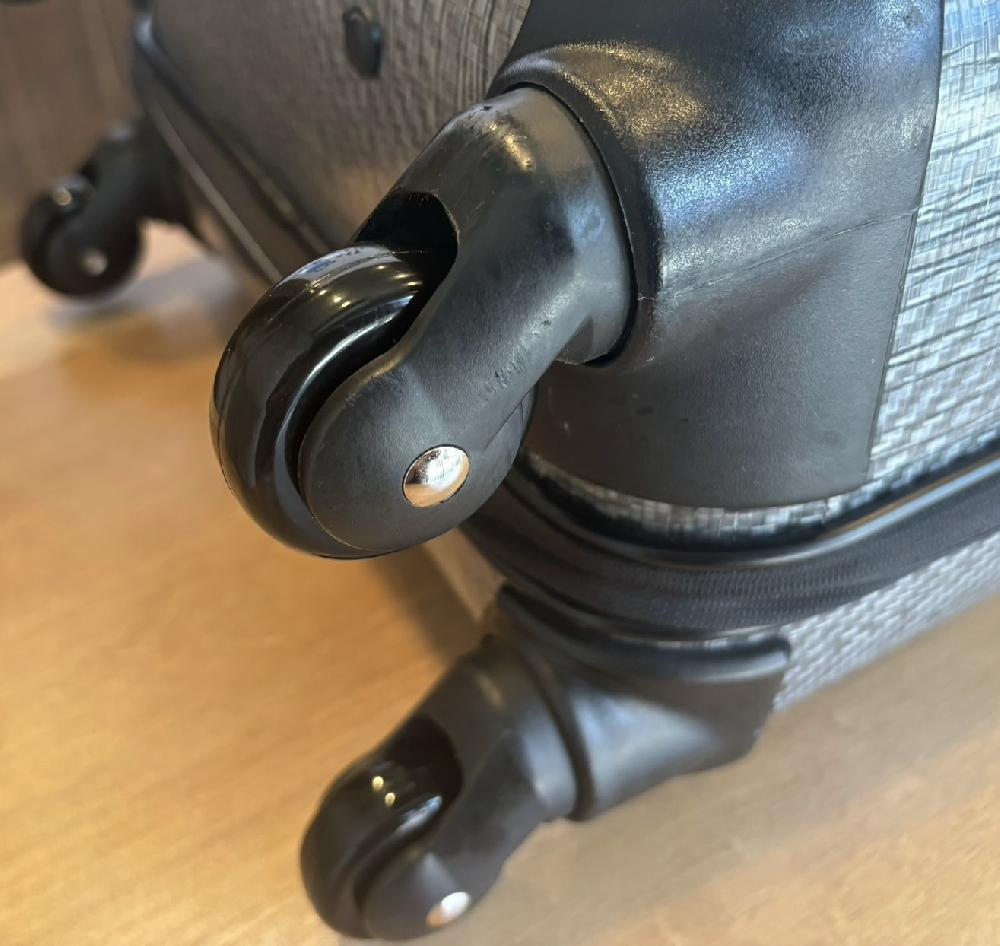 TUMIシングルキャスター交換